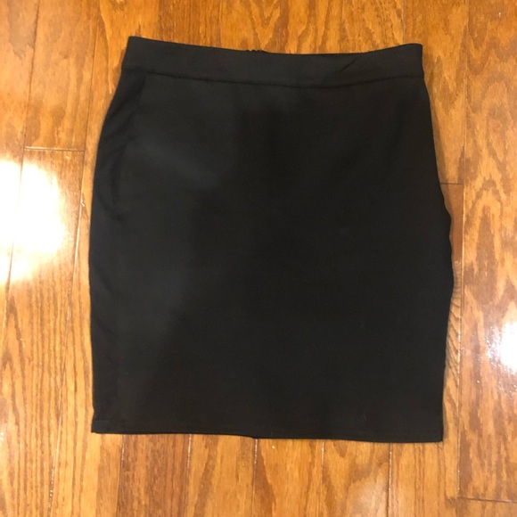 TOBI Pencil Skirt with mesh side stripe - Picture 2 of 4